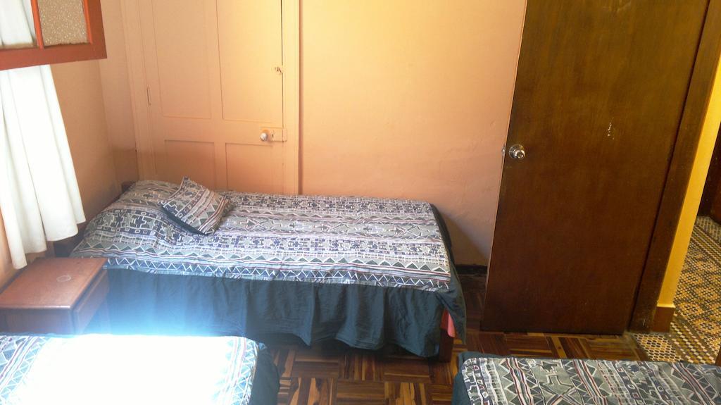 Friends House Bed and Breakfast Lima Rum bild